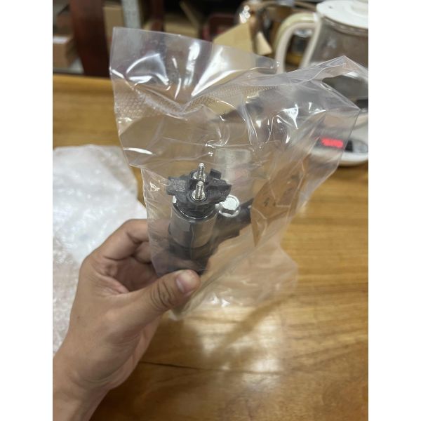 23670-E0850 23670-E0050 Injector FOR HINO  J05E(KOBELCO SK-200/220)