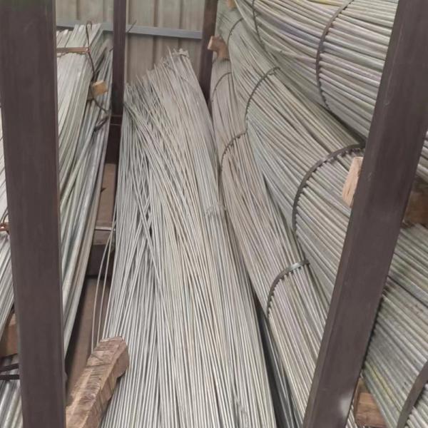200g/M2 - 600g/M2 Galvanized Hot Dip Galvanizing Round Steel Bar Hot Rolled Round Steel