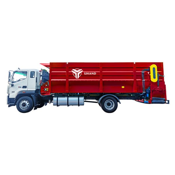 32m³ Intelligent 4x4 Feed Truck Bulk Feed Truck For Large Farm UHAND FS-32