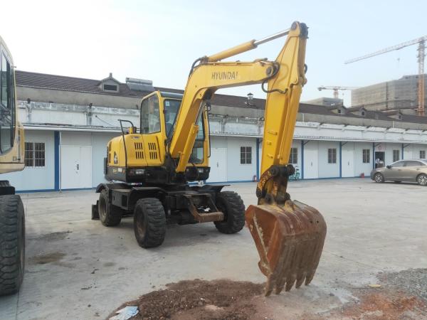                  Used Hyundai R60 Wheel Excavator, Hyundai R60-5 R60W-5 R60W-7 R60-7 R60-9 Mini Wheel Excavator on Sale             
