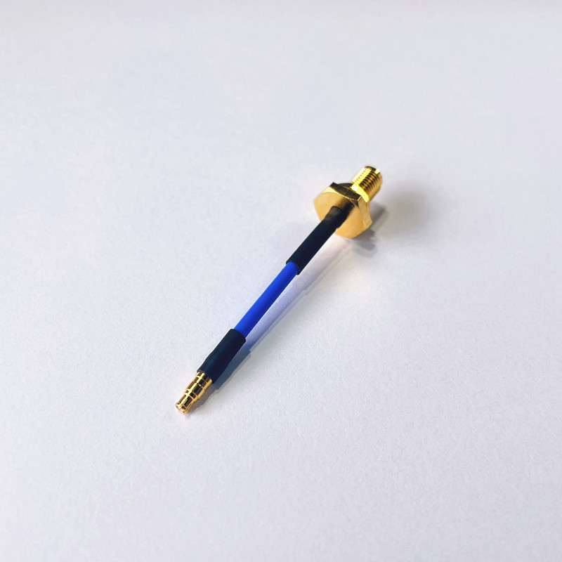 RF Cable Assembly with DC-18G Frequency Range Low VSWR ≤1.25 and Gold Plated Brass Connectors