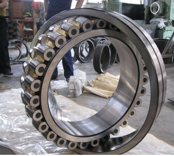 Single Row Spherical Roller Bearing FAG NSK 29392 Angular Contact