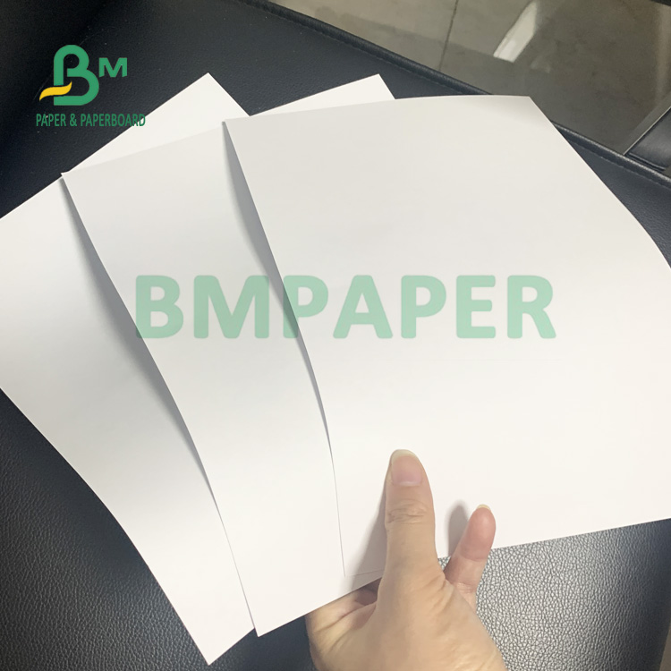 бумага 70gsm белая Uncoated Woodfree для чернил книг хороших поглощая бумага 70gsm белая Uncoated Woodfree для чернил книг хороших поглощая