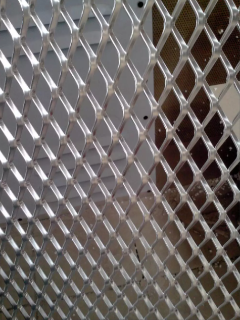 Heavy‑Duty Expanded Metal Mesh Panels for Structural Protective Engineering