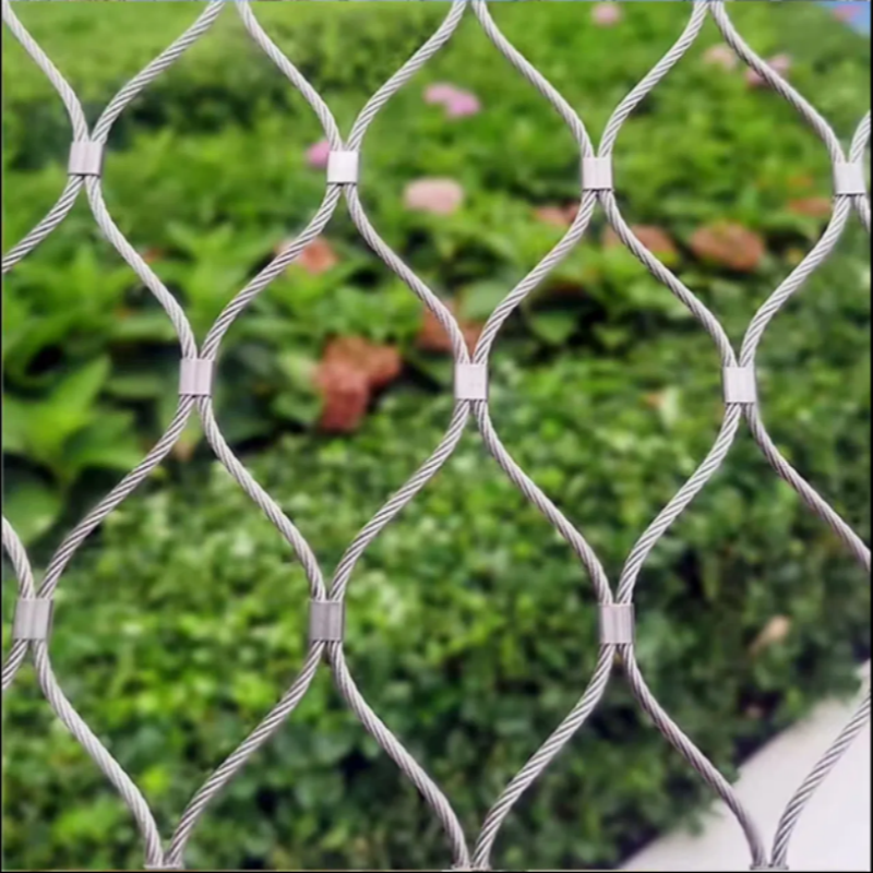 Flexible stainless steel cable mesh designed for  safety in architectural projects