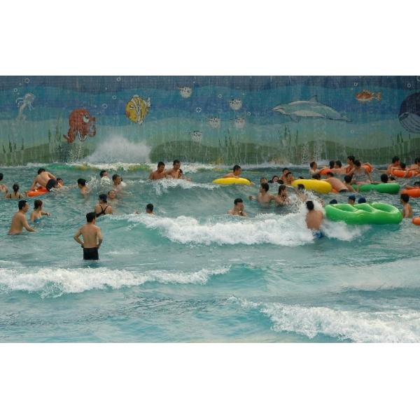 Цунами внешнего волнового бассейна Surfable курорта искусственное для семьи взрослых детей