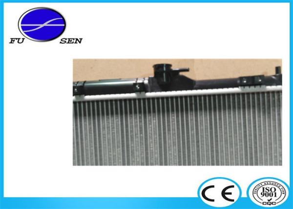 Auto Engine Parts Honda Oem Radiator / 2003 Honda Crv Radiator 19010-PPA-A51
