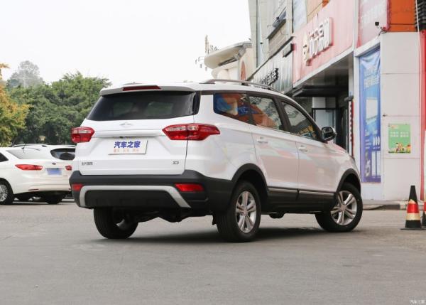 Left Hand Drive Fuel Gasoline SUV High Performance Petrol 7 Seats Car