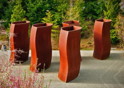 Abstract Metal Flower Planters , Unique Corten Steel Pots Welding Craft