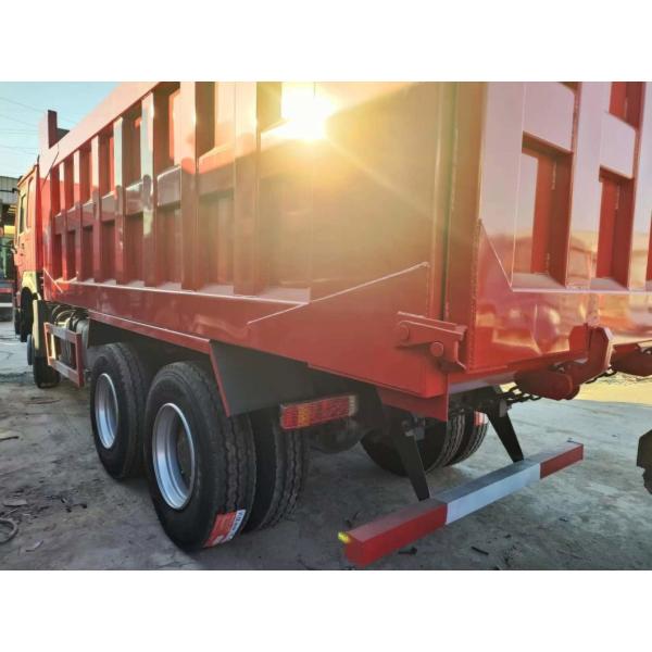 Sinotruck HOWO 6*4 Дэмп-трак с шинами 12.00r20 и двигателем вместимостью 6-8 л