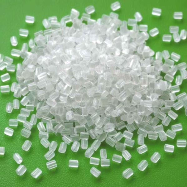 Pellets de masterbatch pour câbles de fibres sans halogène