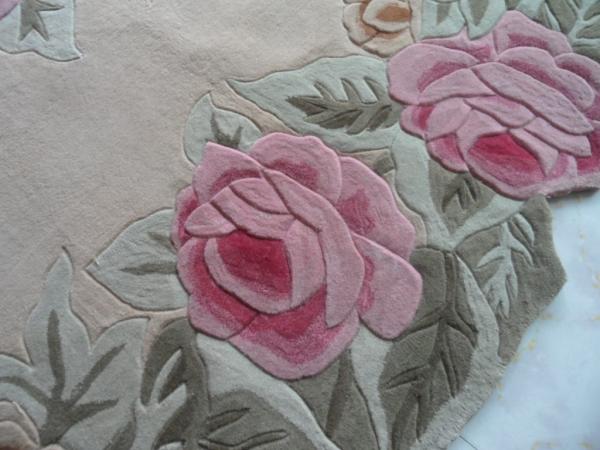 Handtufted Wool Area Rug Pink Color Flower Design Oval Shape (1901)