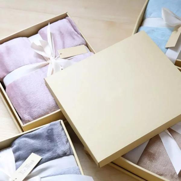 Sac à mailles et boîte cadeau inclus Microfiber Adult Towel Set Toile de bain 70*140cm pour SPA