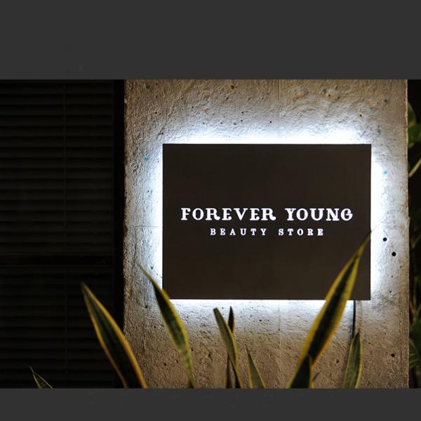 Hot Selling Store Letter Sign Light Box Outdoors Solar Powered Led Light Box