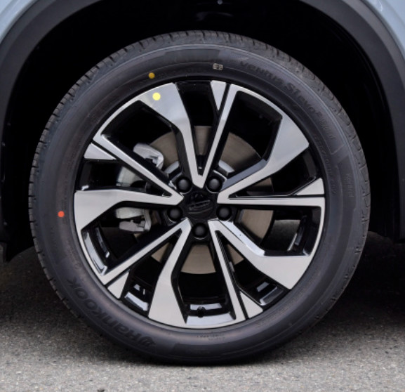 Подержанный автомобиль нефти мест SUV двери 5 GEELY XingyueS 2.0TD DCT 2 WD 2.0T L4 5