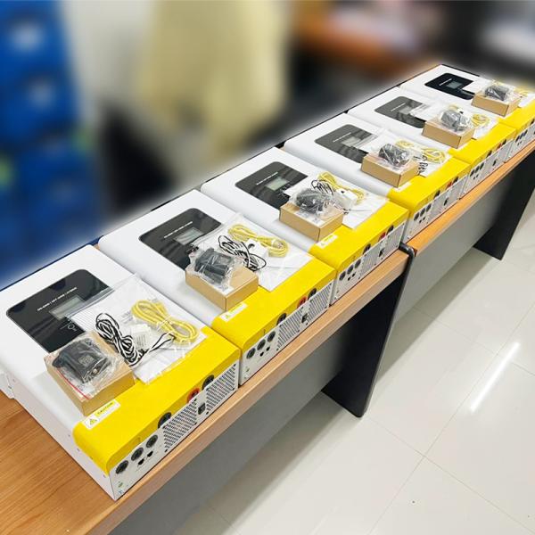 5.5kW 48V Single Phase Hybrid Inverter Pure Sine Wave MPPT 60-500Vdc High Voltage for Home Backup