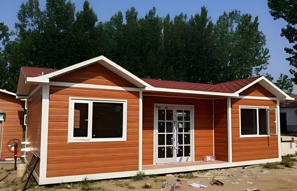 Safe and Expandable 20-foot & 40-foot Prefabricated Container Houses for Tiny Living