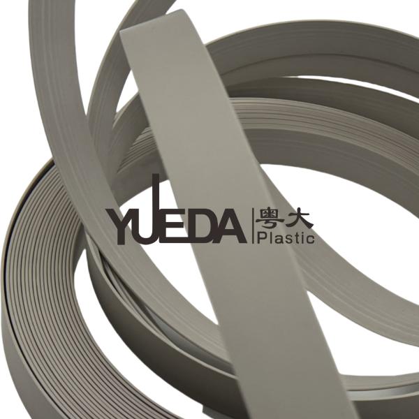 Skin Like Feel PVC Edge Tape 3mm Edgebanding For Fashionable Furniture M8638