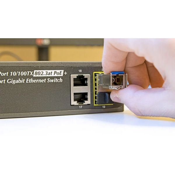 4x10Gbps 40G LR4 10km Hot Pluggable QSFP+ Transceivers