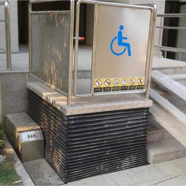 High Performance Wheelchair Platform Stairlift Concise Design For Olders