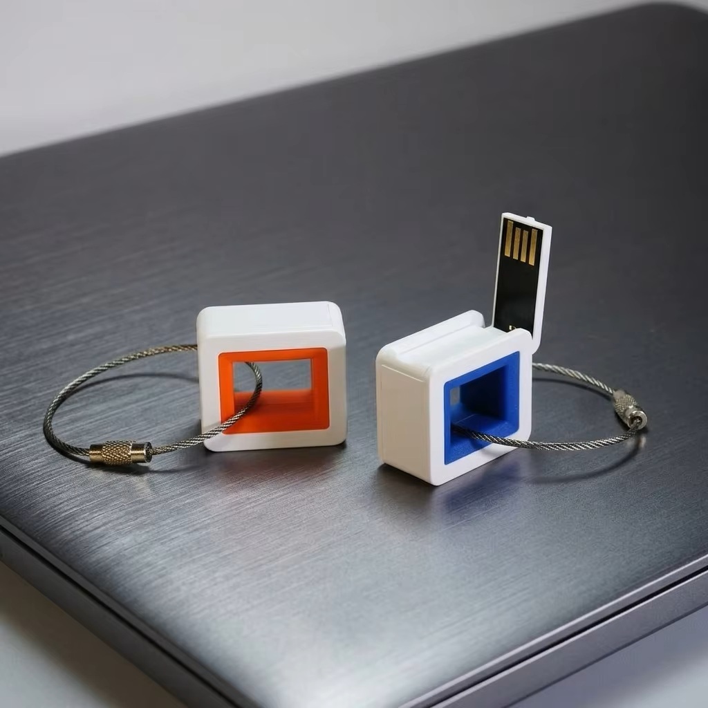 128GB USB 3.0 plastic material white black blue red memory options suitable for high speed data transfer applications