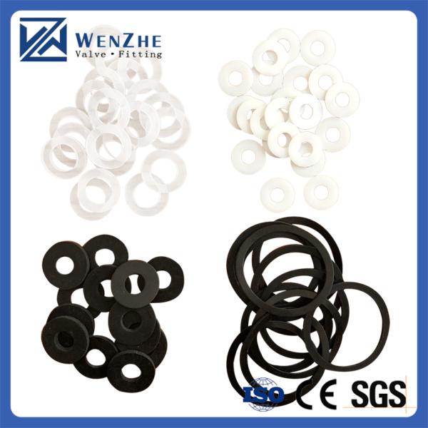 Produit alimentaire de qualité blanche Tri-clamp Pipe Sanitaire PTFE silicone avec ferrule en caoutchouc EPDM