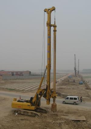 Pilha de furo hidráulica giratória de planejamento profissional Rig Max Drilling Depth do equipamento profundo da fundação 55m