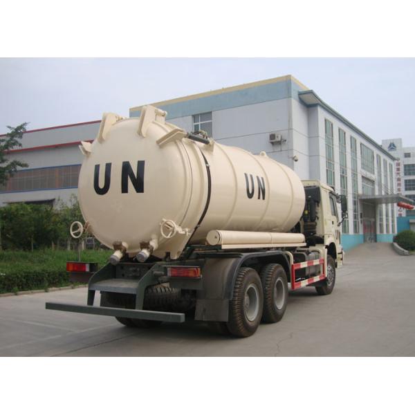 Collecting Sewage Sludge Vacuum Pump Septic Tank Cleaning Truck LHD 6X4