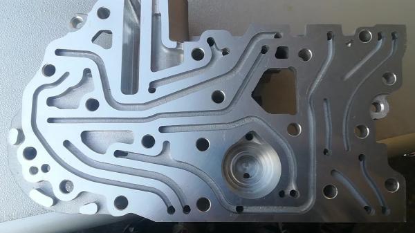 Strengthen 4.6MM 0AM DSG DQ200 Valve Plate Accumlator Mounting Housing 7 speed For VW Audi