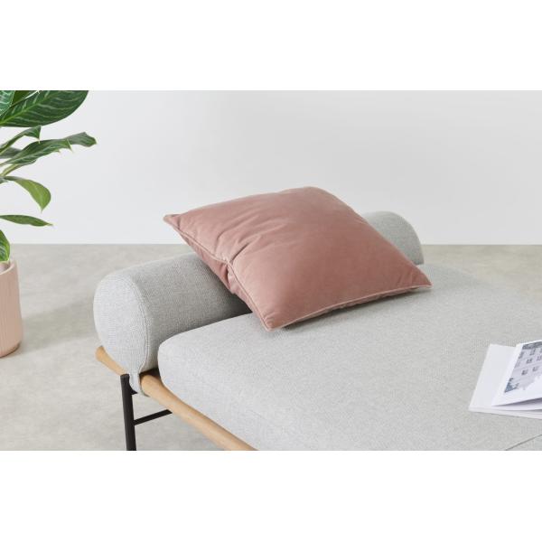 Minimalist Day Hotel Sofa Bed Wooden Frame Removable Bolster Cushion