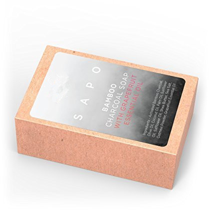 Le charbon de bois fait main organique doux de bambou noir de barre de savon nettoie sans séchage