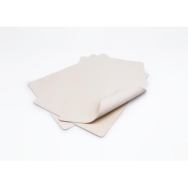 Les doubles côtés masquent la peau permanente de pratique en matière de maquillage pour le débutant