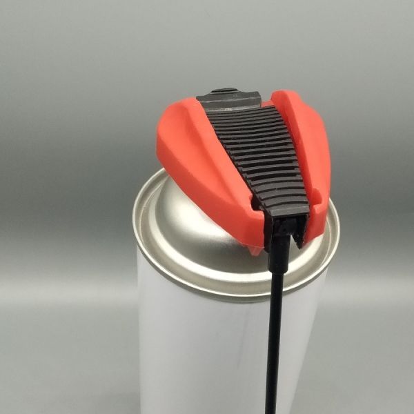 Economical and Durable Carburetor Cleaning Valve for Agricultural Machinery with Simple Push-Button Operation