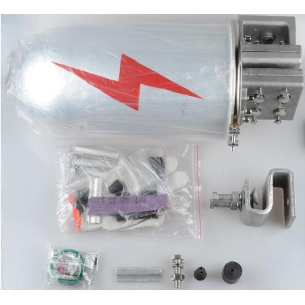 Приложение соединения волокна цвета серебра металла портов совместной коробки 2 оптического волокна ОПГВ 48 на открытом воздухе