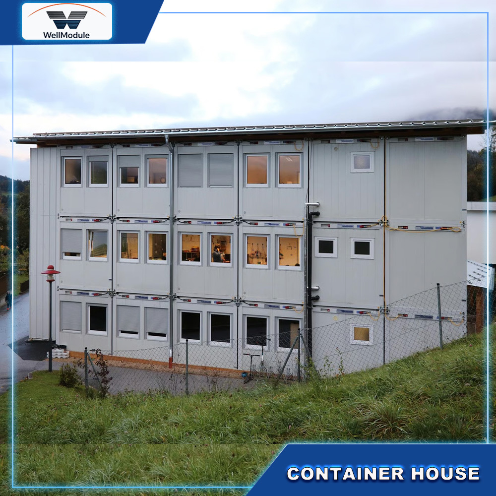 Prefabricated Container House with Steel Structure for Construction Camp, Worker Accommodation, Site Office and Temporary Housing Solutions