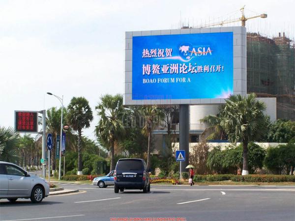 P8mm SMD3535 Fixed Advertising LED Video Wall IP65 Waterproof Digital Video Screen