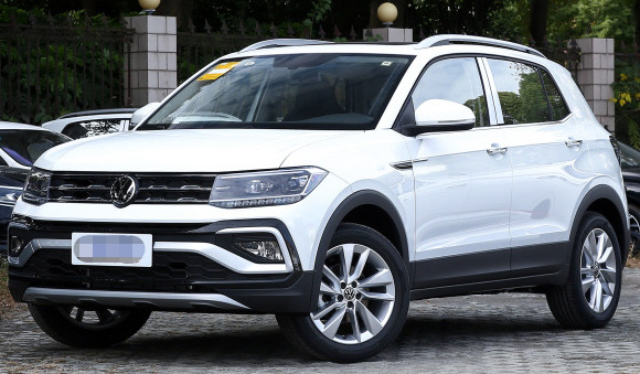 Мест двери 5 автоматической Shushi VW версии T-креста 2023 1.5L небольшой бензин SUV 5