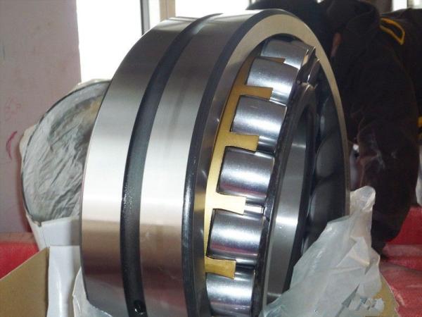 Brass Cage Chrome Steel Spherical Roller Bearing 23236E1AKM for mining machine