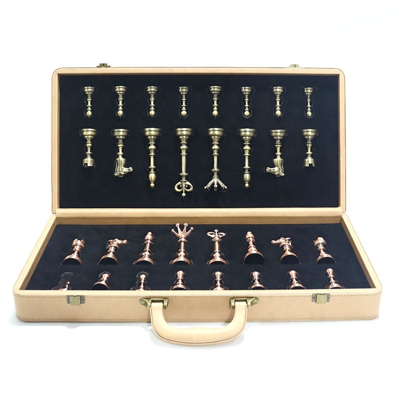 Luxury Foldable Metal Chess Set with Customized Logo and Zinc Alloy Pieces