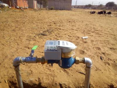 Moniteur LCD à haute résistance à l'eau à jet multiples Longue durée de vie de la batterie Éteint lorsque le crédit est terminé