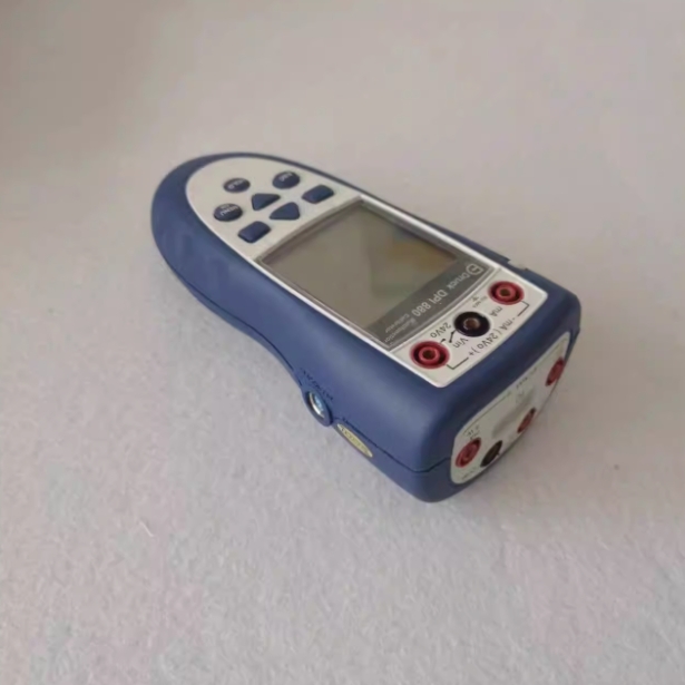 Druck DPI 880 Multi-function calibrator