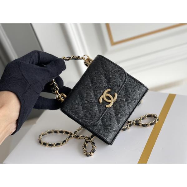 Classic Gold Double C Grain Leather Chanel 2way Bag AP3020