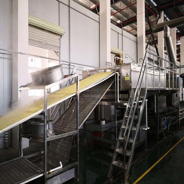 Cortador de aço inoxidável da máquina do macarronete de copo para o macarronete industrial que faz a máquina