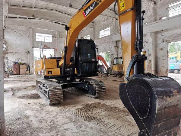 Sany Mid Range Excavator , Very Clean And In Good Condition Available To Do The Work