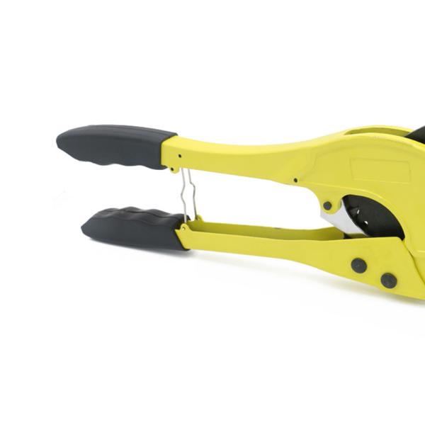 Ratcheting Plastic Rotary Pvc Pipe Cutter With 63mm Straight Edge Blade