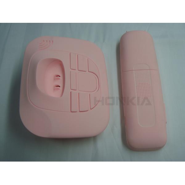 El CNC de la alta precisión molió las piezas, material de madera químico trabajado a máquina de los componentes plásticos