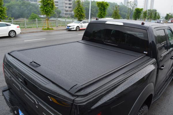 Effortless Installation Waterproof Tonneau Cover for Nissan Navara NP300 Pickup Truck