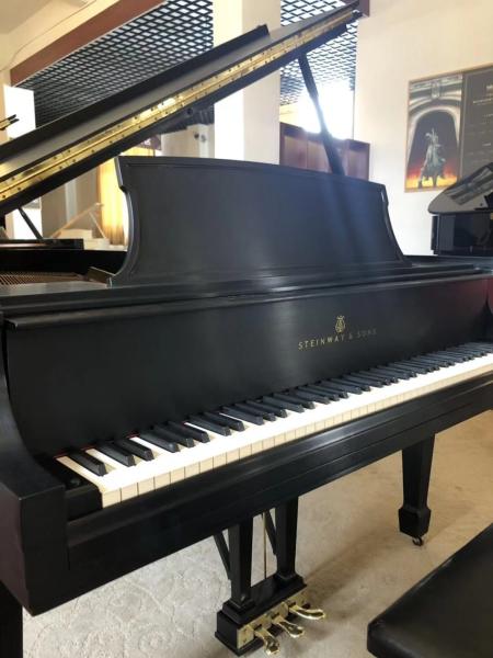 German concert acoustic second hand piano sound sampling 88keys action weighted keyboard Upright  pre owned piano