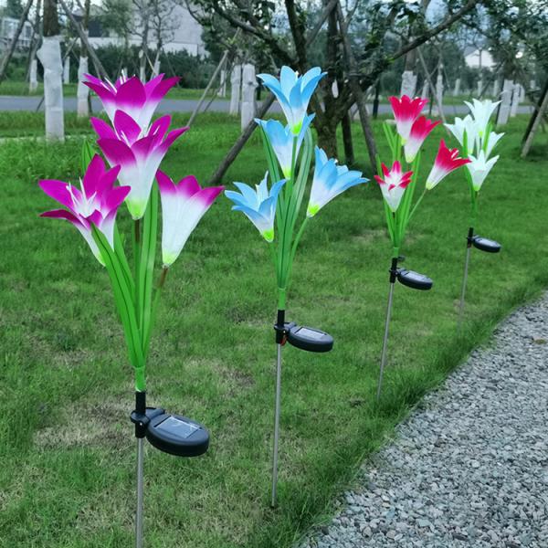 IP65 Lily Flower Solar Light impermeável 4 blocos para a decoração do jardim