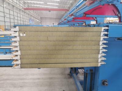 Folha impermeável da isolação do painel de sanduíche PUF de Rockwool 50mm para a parede do telhado